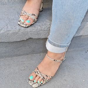 Snake skin short block Heels
